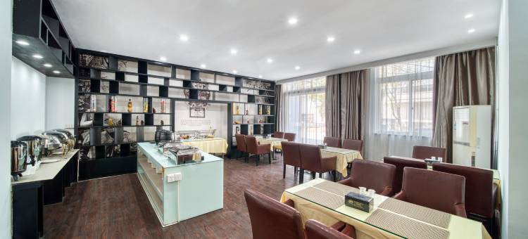 云曼澳米来酒店(国际塑料城店)图片