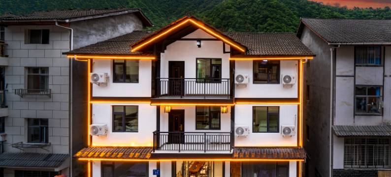 神农架门楼小院图片