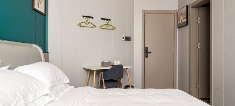 西安第叁极民宿(莲湖路洒金桥地铁站店)图片