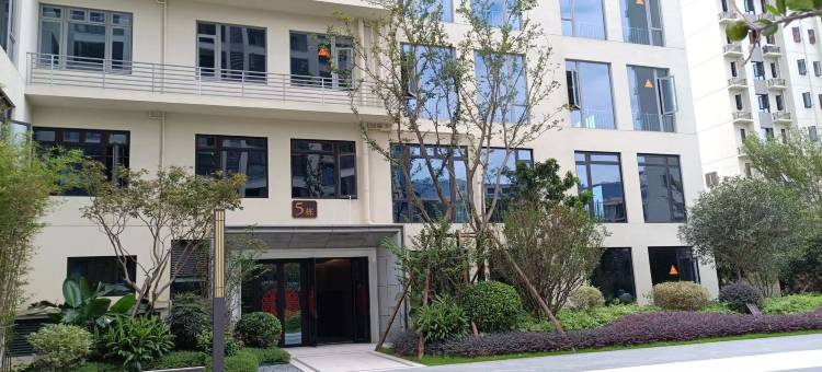 星悦影院民宿(福州大学地铁站店)图片