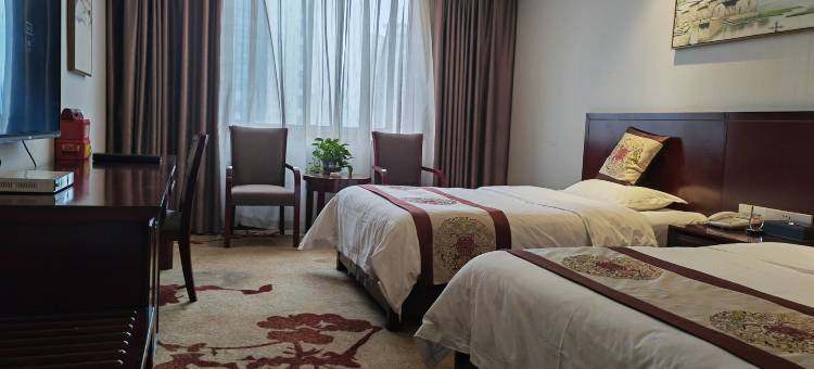 重庆庆泰酒店(沙坪坝高铁站三峡广场店)图片