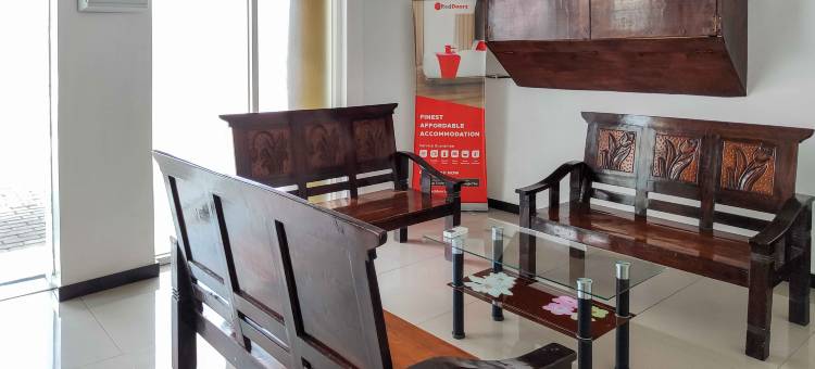 红多兹酒店-近普兰巴南寺(RedDoorz Near Prambanan Temple)图片