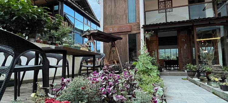 梵净山岚筑民宿(寨沙侗寨店)图片