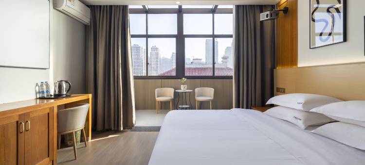 途客中国轻居酒店(大江南店)图片