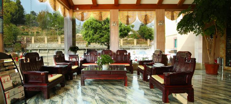 龙陵热水塘温泉酒店图片