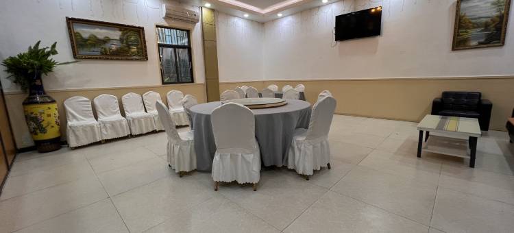 东方广场酒店(Eastern Plaza Hotel)图片
