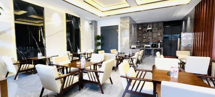 理塘神格玉宗大酒店图片