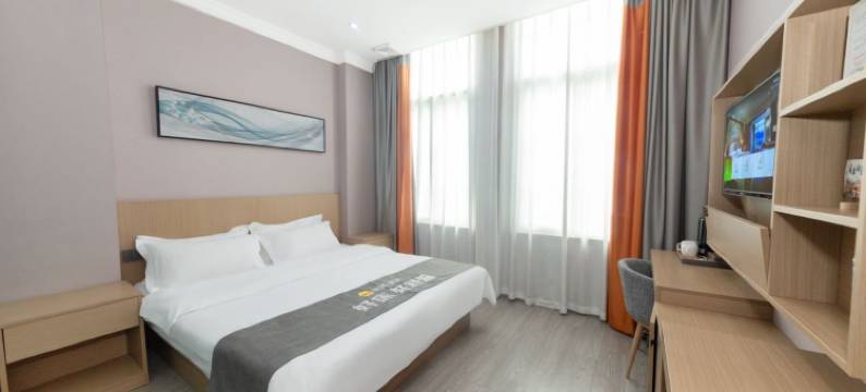 青居酒店(成都石油大学地铁站店)图片