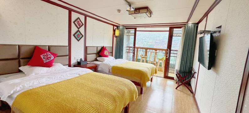 嘎百福客栈(西江千户苗寨观景台店)图片