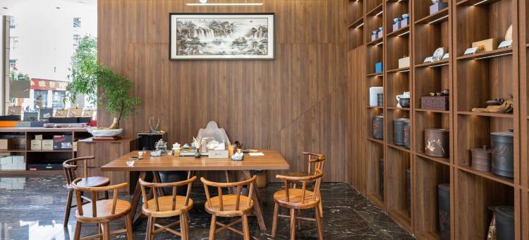 颐景苑酒店(曲靖西河公园店)图片