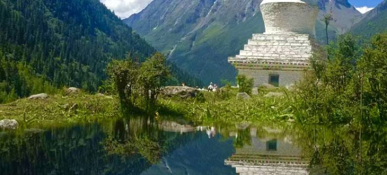 山语·星畔|石头小筑Villa·观景民宿(四姑娘山风景区店)图片