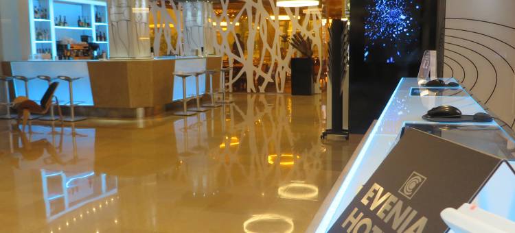 埃文尼亚罗塞里奥酒店(Evenia Rossello)图片