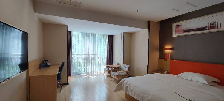 7天优品酒店(宜宾莱茵河畔店)图片