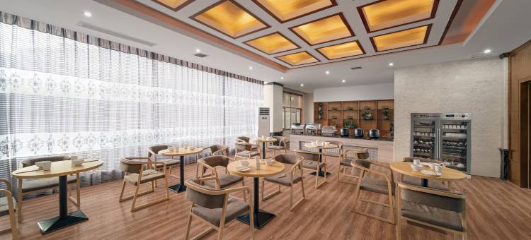 喀斯特国际大酒店(环江大桥店)图片