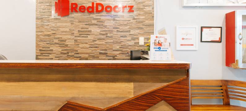 红门酒店-近班邦站(RedDoorz Near Bambang Station)图片