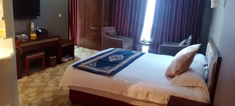 希夏邦马酒店图片