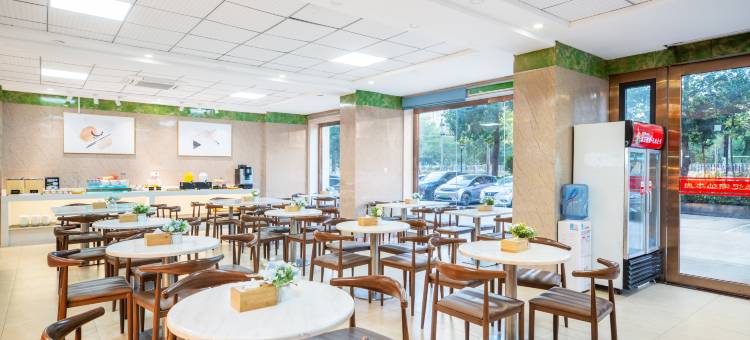 维也纳酒店(深圳盐田港鸿安围地铁站店)图片