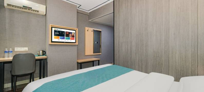 栖悦连锁酒店(南昌八一广场火车站店)图片