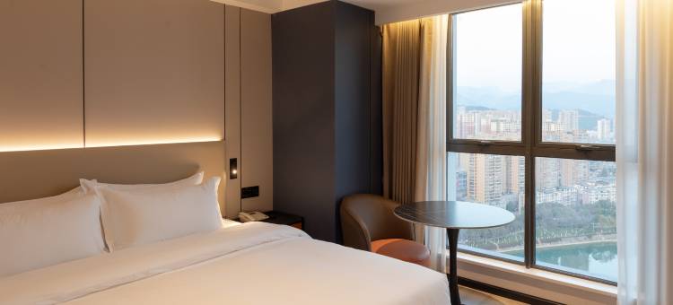 揽月酒店(广元万达广场政务中心店)图片