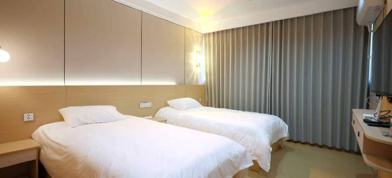 楠婷酒店(南充北站店)图片