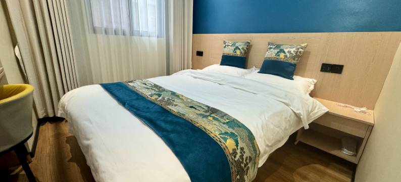 射洪亿家酒店图片