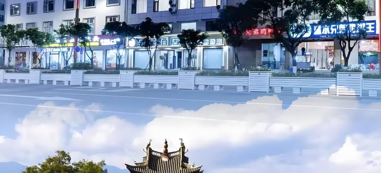 朵兰·智能影音酒店(大理高铁站洱海公园店)图片