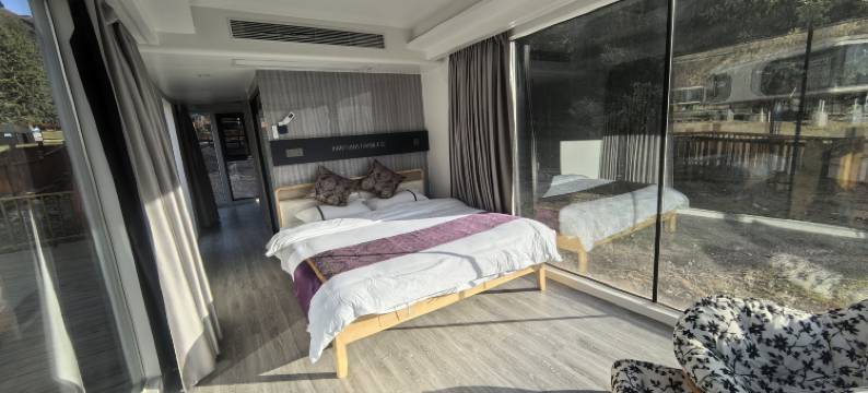 阿咪东索林海露营基地图片