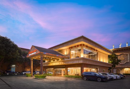 New Haojing Hotel (Guangzhou Xintang Metro Station) Hotel Overview