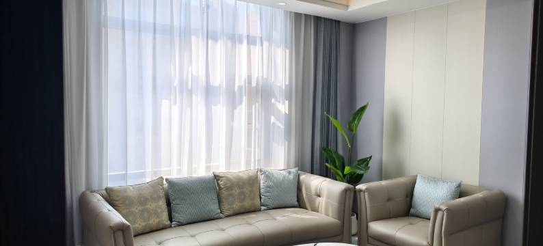 临江江畔酒店图片