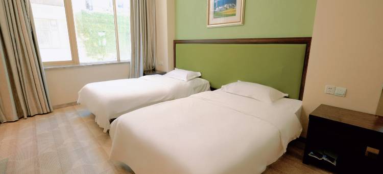 如家派柏·云酒店(青岛五四广场奥帆中心店)图片