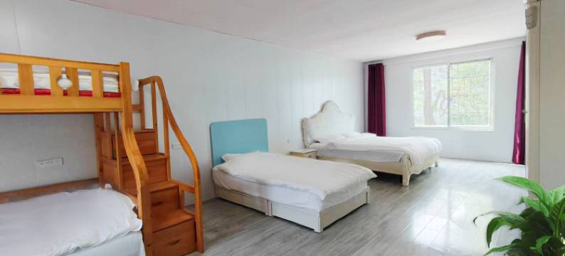 源鸿小筑民宿(开封万岁山武侠城店)图片