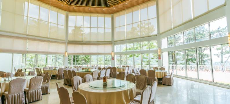 麻城龟峰山洪宾假日酒店图片