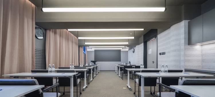 哈尔滨工业大学西大直街轻居酒店图片