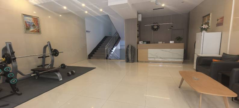 布尔津戈壁春天酒店图片