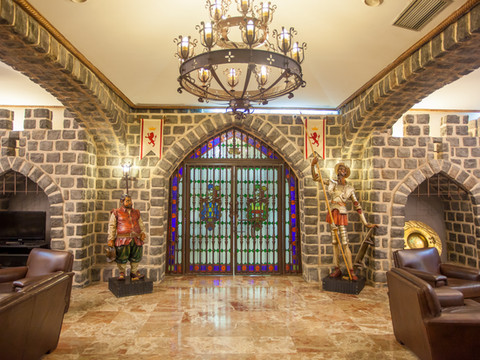 赛尔科特尔阿方索六世酒店