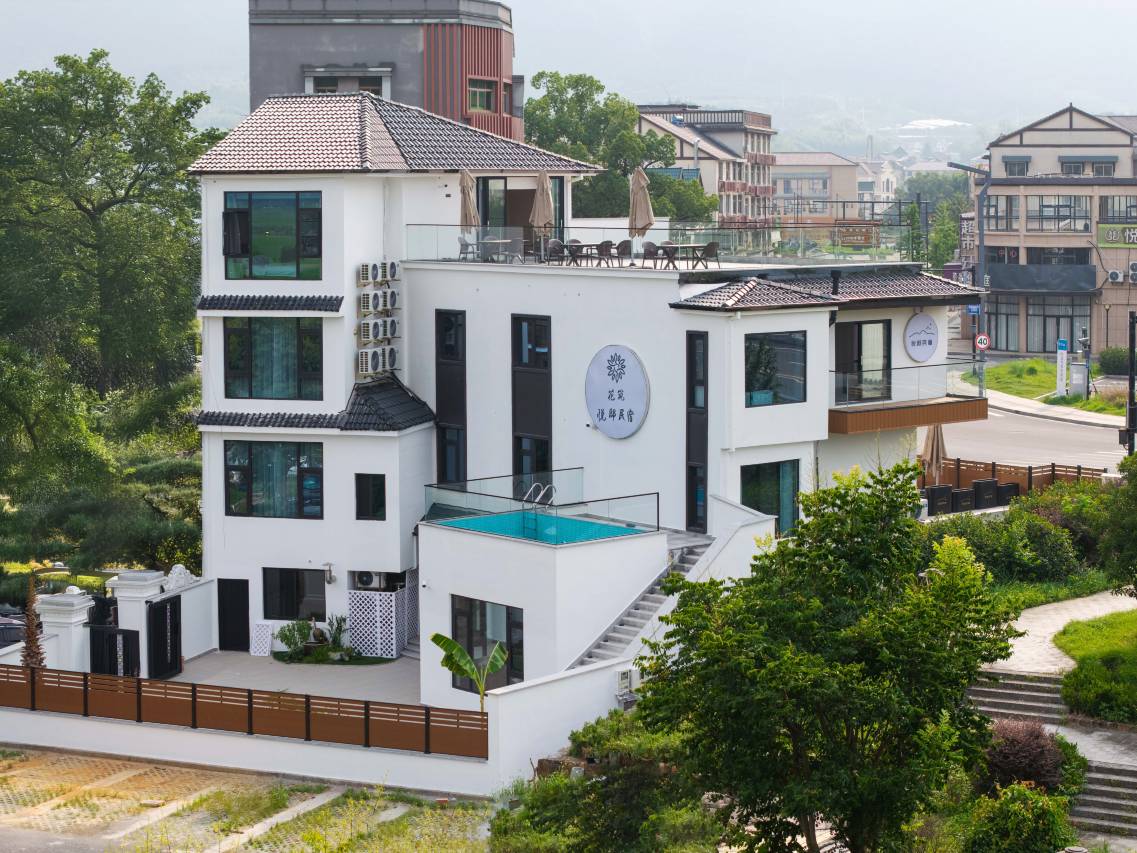 花筑·悦邸民宿(桐庐OMG心跳乐园店)图片