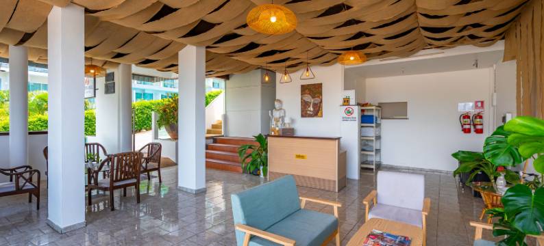 卡塔山海景酒店(Kata Hill Sea View Hotel)图片