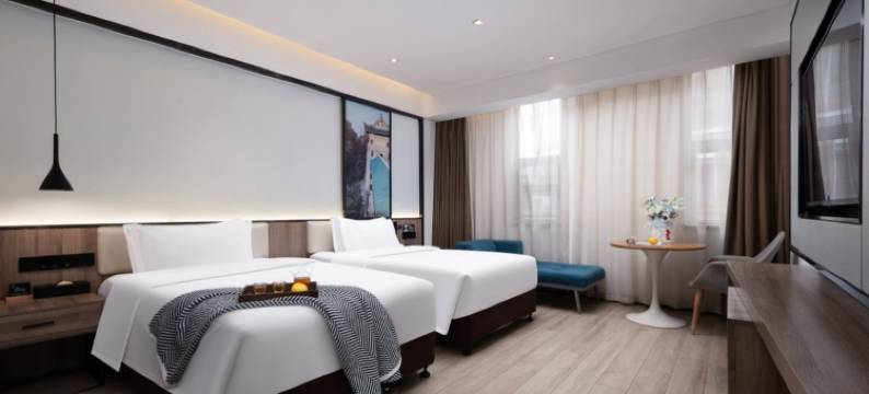 武汉碧朗·家酒店(金融港北地铁站店)图片