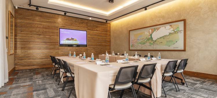 莫库蒂埃托沙酒店(Mokuti Etosha)图片