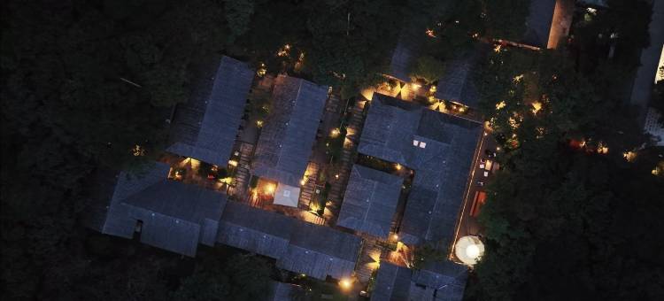 雲亼·曙光里图片