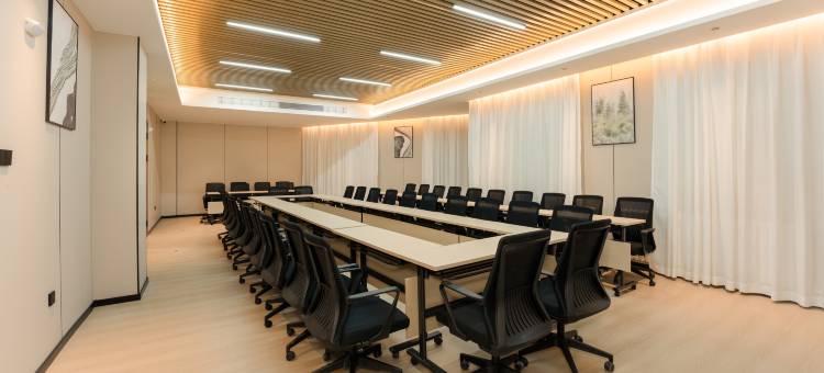 格林豪泰酒店(乌鲁木齐市火车南站德汇万达广场店)图片