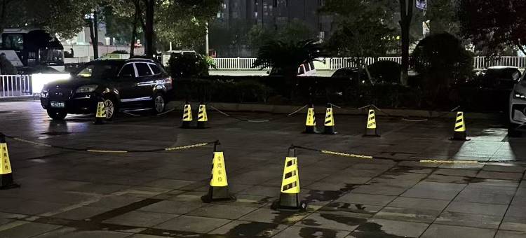 云朵酒店(湘潭易俗河店)图片