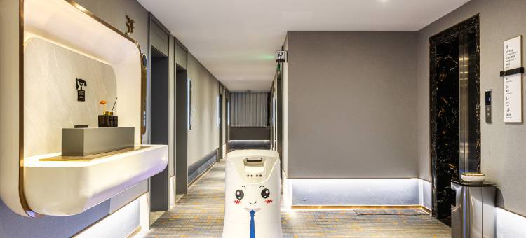 兰欧尚品酒店(天门大润发店)图片