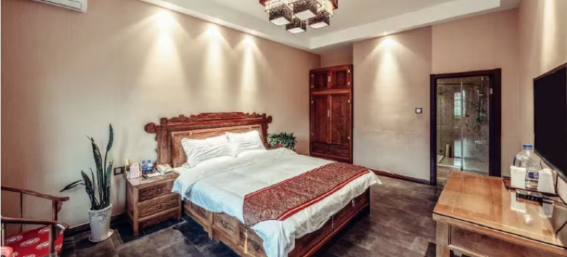 云丘山窑洞大院图片