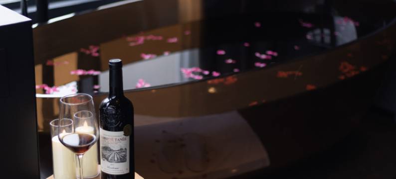 张家界五韵观山悦设计师民宿(天门山索道店)图片