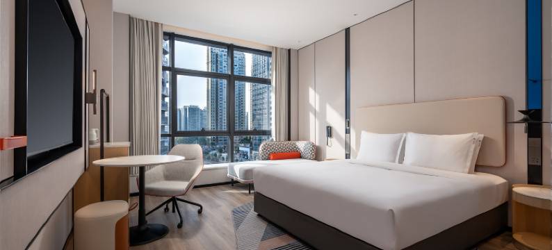 成都凤凰山智选假日酒店(五粮液体育公园店)图片