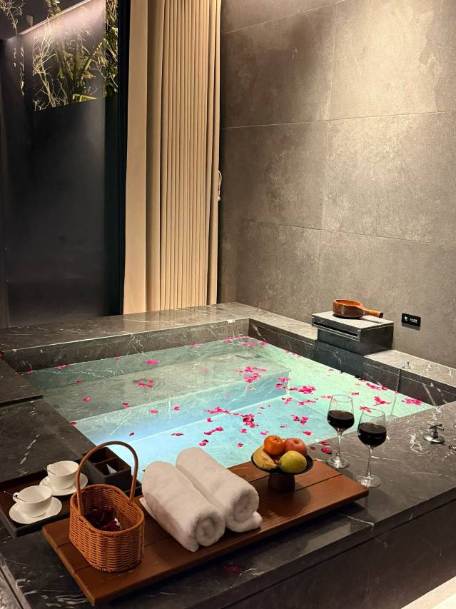 半山四季温泉酒店(洛阳龙门高铁站店)图片