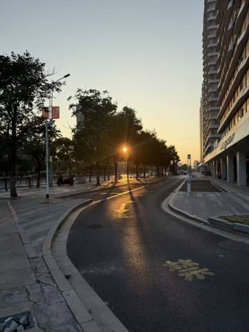 南昌•宜尚ECHARM•Designs•180°丨云端观景酒店(南昌西站地铁站店)图片