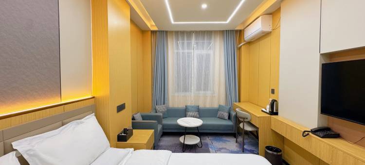 圣希顿酒店(西宁曹家堡机场店)图片