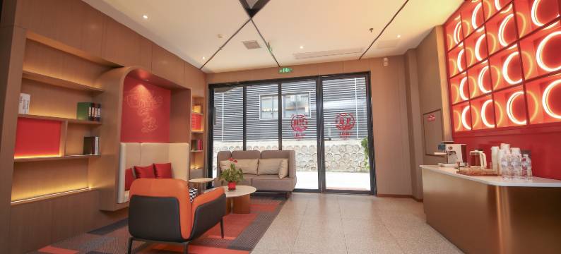 柏曼酒店(梧州高新店)图片